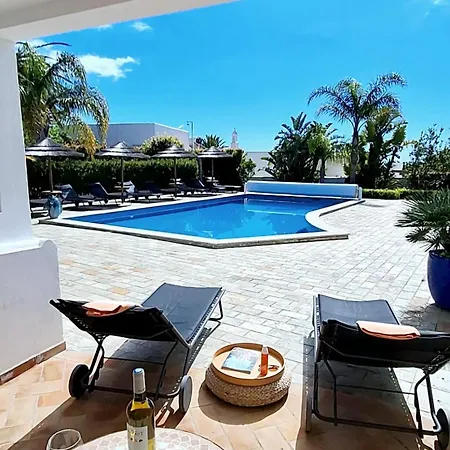 بيت ضيافة Romantik 4*