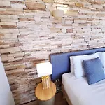 Konukevi Romantik 4*